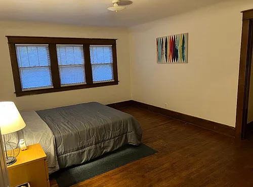 1609 N Oakley St #1 Photo 1