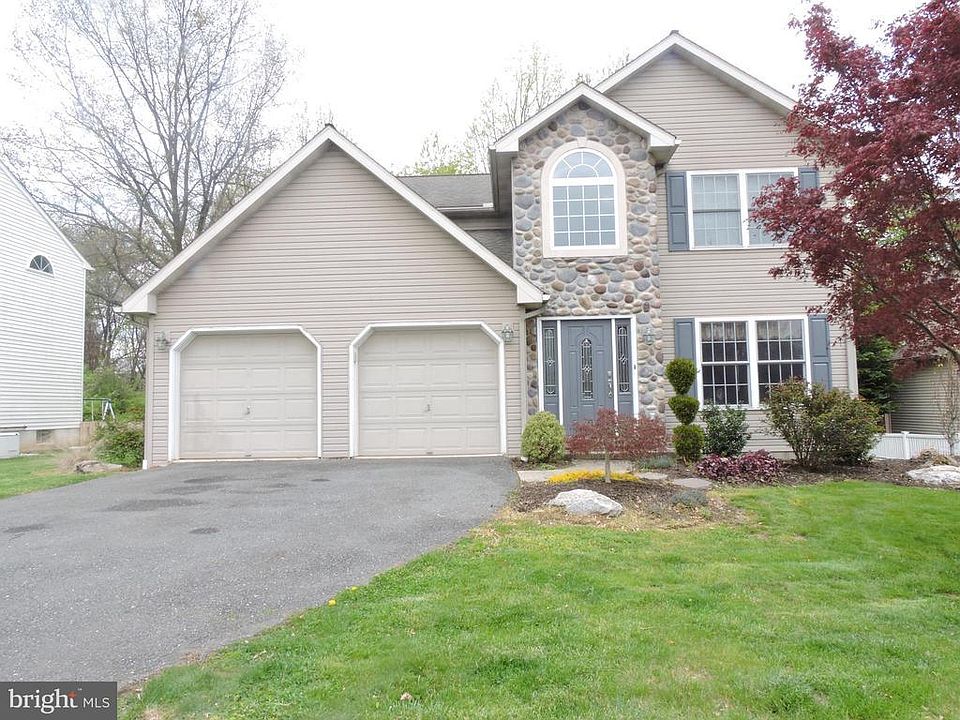 1st image of 290 Wernersville Blvd