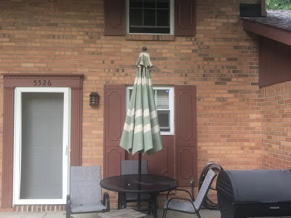5526 Greenview Dr, Indianapolis, IN 46220