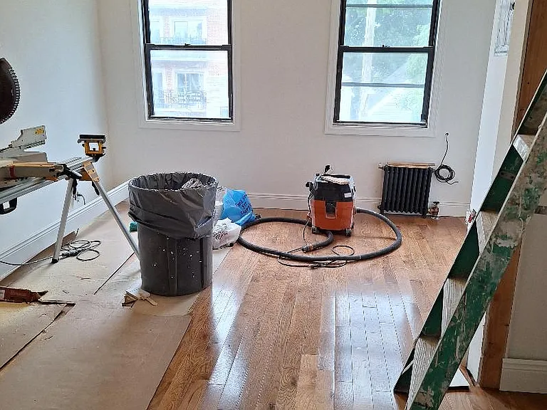 25-50 23rd St #2R — Photo 1