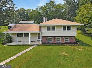 8522 Neck Rd, Williamsport, MD 21795