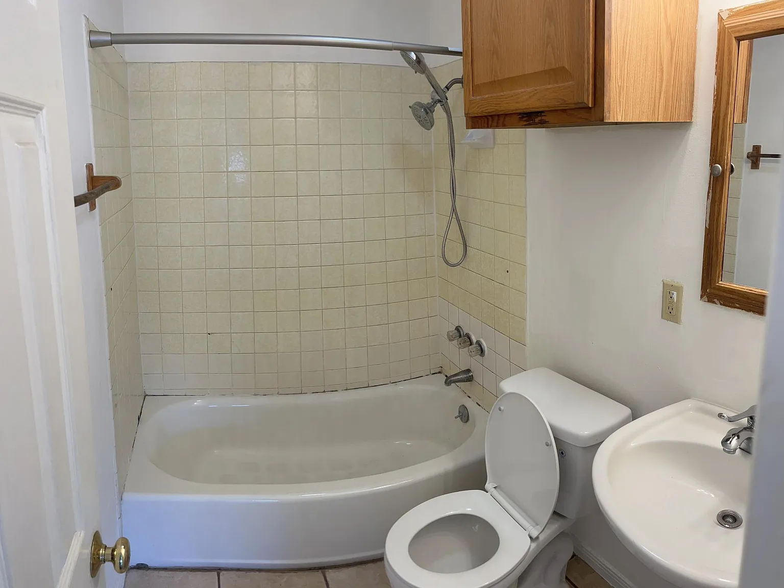 1 bed, 600 sqft, $2,600 — Photo 2