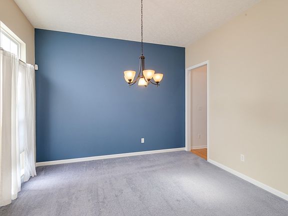 4th image of 3343 Montpelier Dr