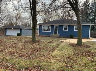 916 W Blodgett Ave, Lake Bluff, IL 60044