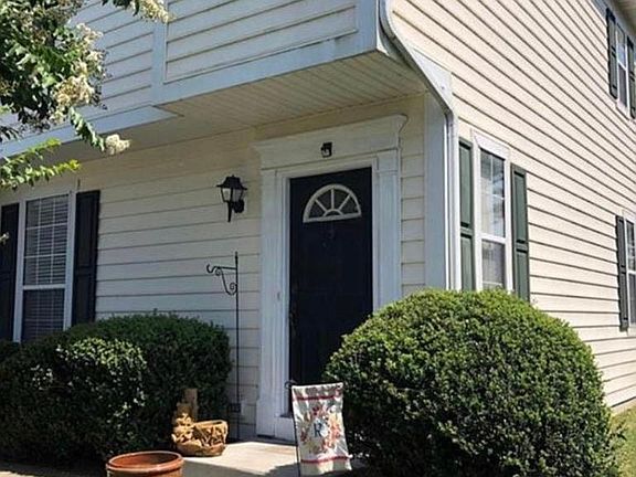 2nd image of 2325 Barnsely Ct