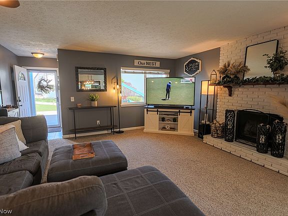 2nd image of 9040 Portage Pointe Dr APT B
