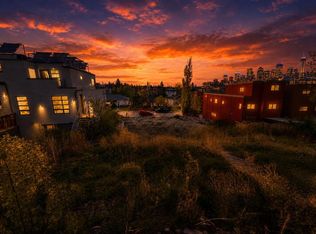 1933 28th Ave SW, Calgary, AB T2T 1K4
