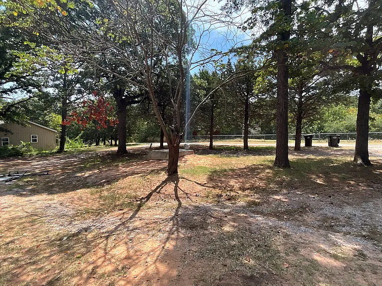 18075 Clayton Cir — Photo 10
