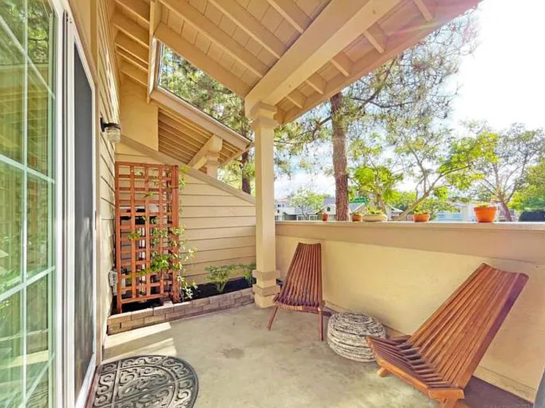 3255 E Fox Run Way — Photo 4