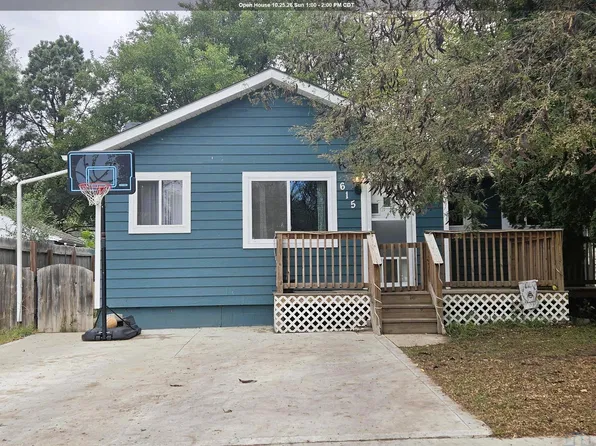 615 W 17th St, South Sioux City, NE 68776