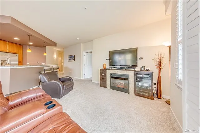 16141 Cleveland St #416 — Photo 9