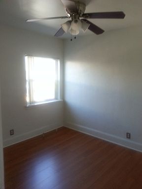 4th image of 53 S 300 E APT 16