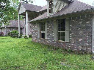 7800 Rosswood Rd, Pine Bluff, AR 71603