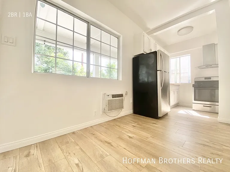 2691 Griffin Ave #5 — Photo 10