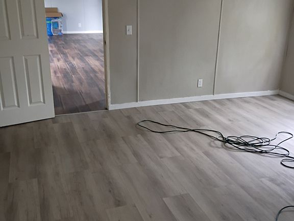 5th image of 4730 10th St #B