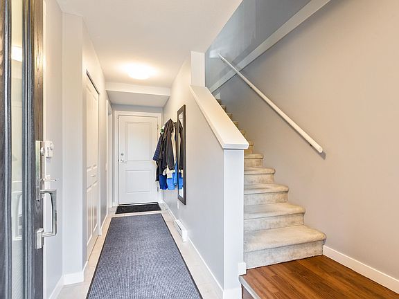 3rd image of 15938 27th Ave #5