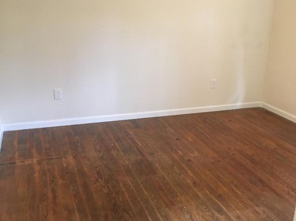 106 E Hunter Cir #106