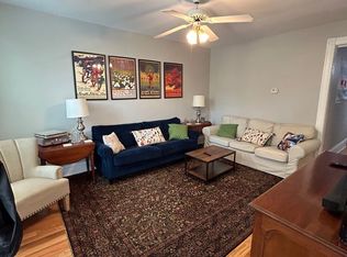 2311 N Greenview Ave APT 1F, Chicago, IL 60614
