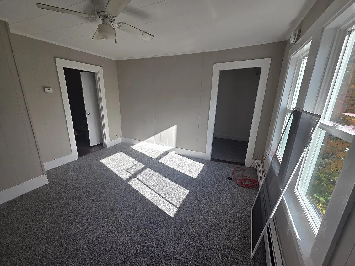 2 bed, $1,600 — Photo 2