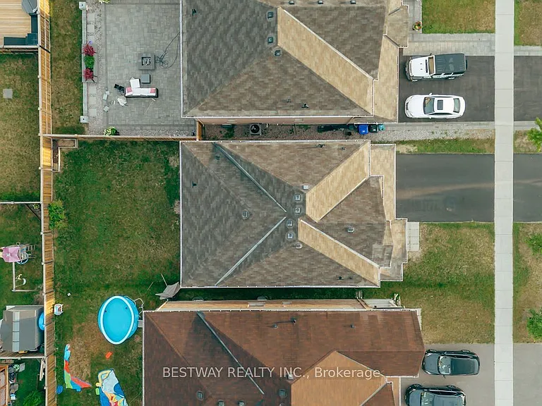 486 Greenwood Dr — Photo 5