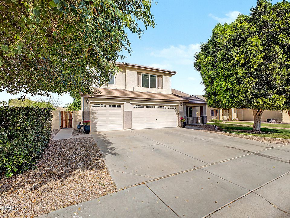 1st image of 1200 E CARLA VISTA Drive