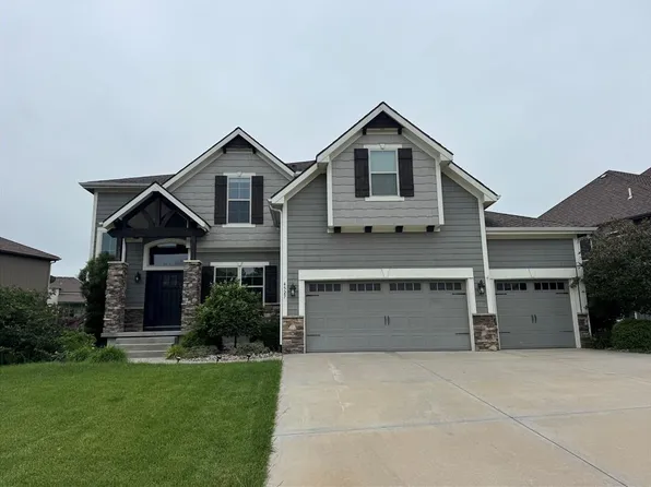 4527 NW Verona Dr, Riverside, MO 64150