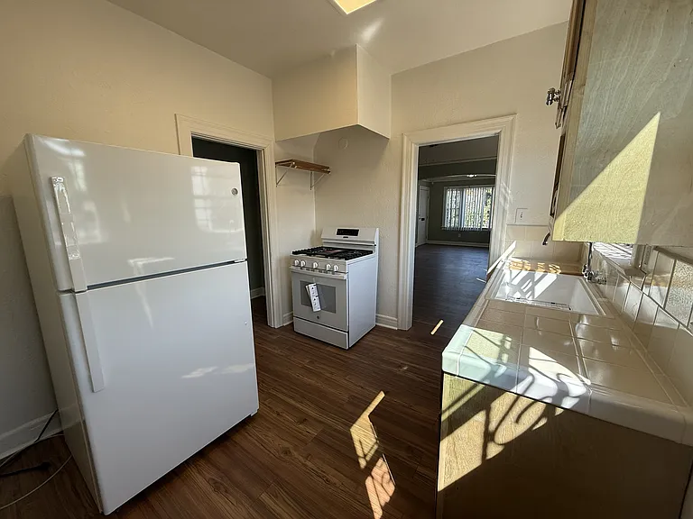 2949 Raymond Ave #2951 — Photo 12