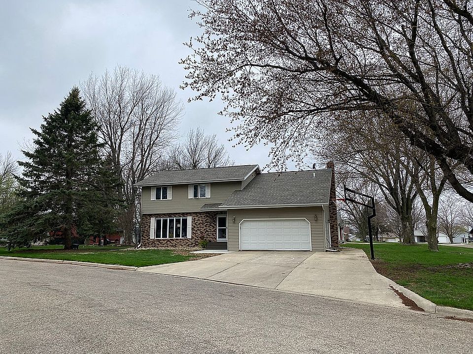 107 Circle Drive