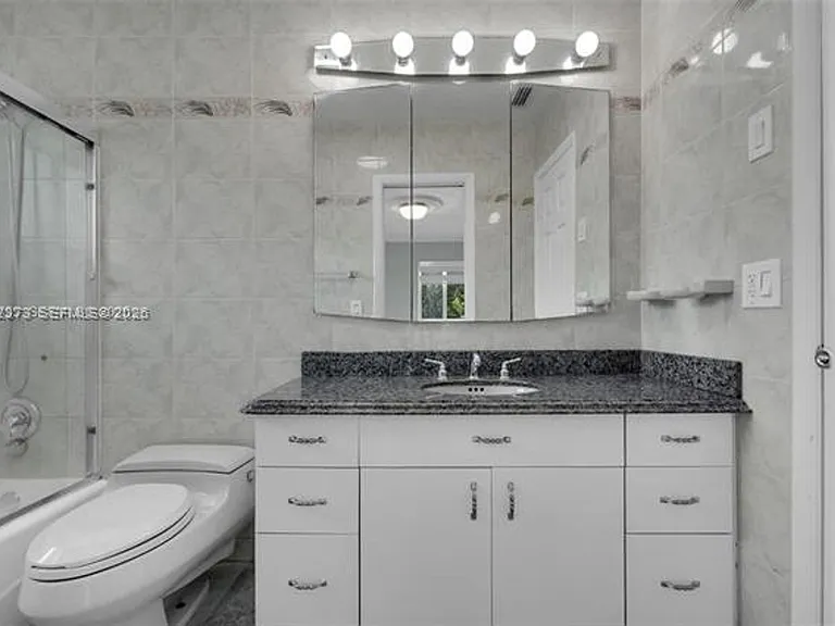 18370 SW 212th St #18370 — Photo 21