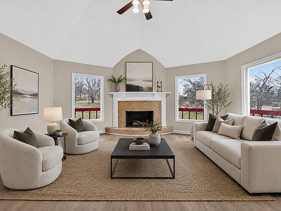 3rd image of 203 Buena Vista Dr