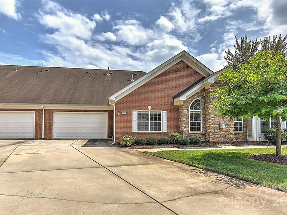 4th image of 1944 McKirkland Ct