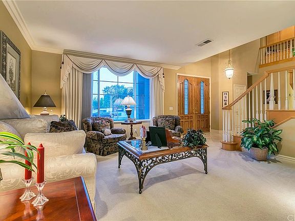 3rd image of 2273 Daybreak Dr
