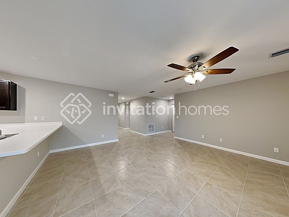 5th image of 4670 SW Keats St