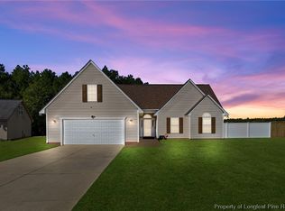 118 Van Buren Dr, Raeford, NC 28376