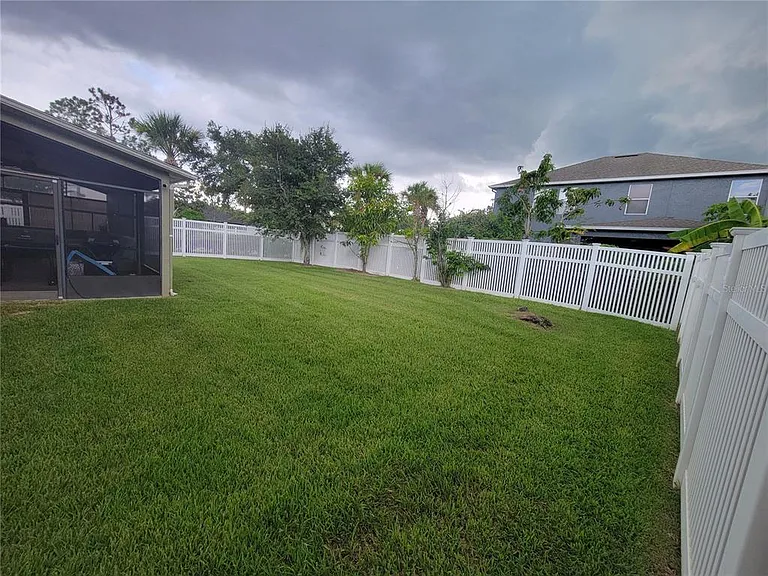13716 Hidden Forest Cir — Photo 11