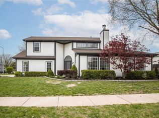 8518 N McDonald Ave, Kansas City, MO 64153