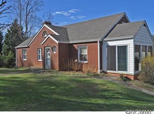 398 Old Haw Creek Rd, Asheville, NC 28805