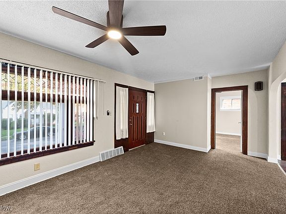 5th image of 5409 Theota Ave