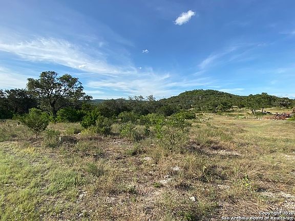 4th image of 337 W County Road 2481