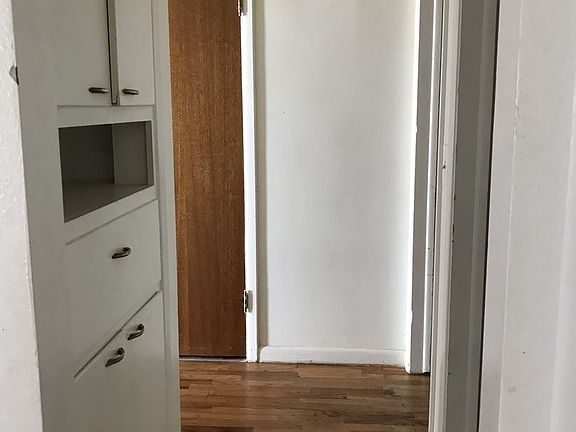 2nd image of 1438 Avenue E