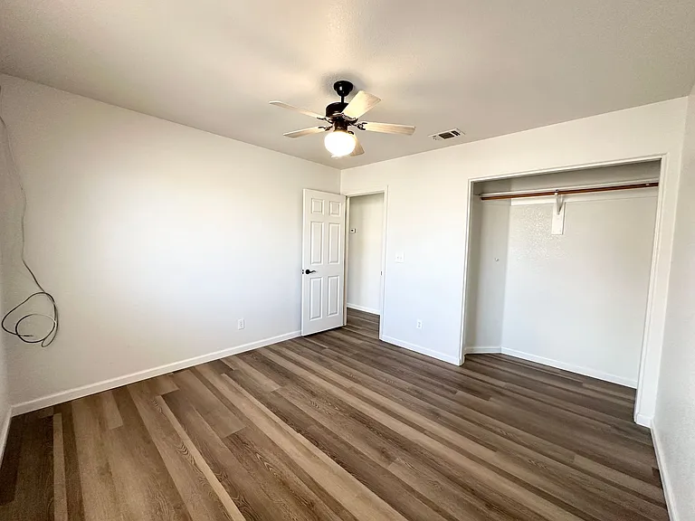 2647 Simms Ave — Photo 27