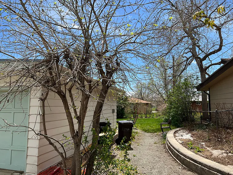 3080 Ash Ave — Photo 9
