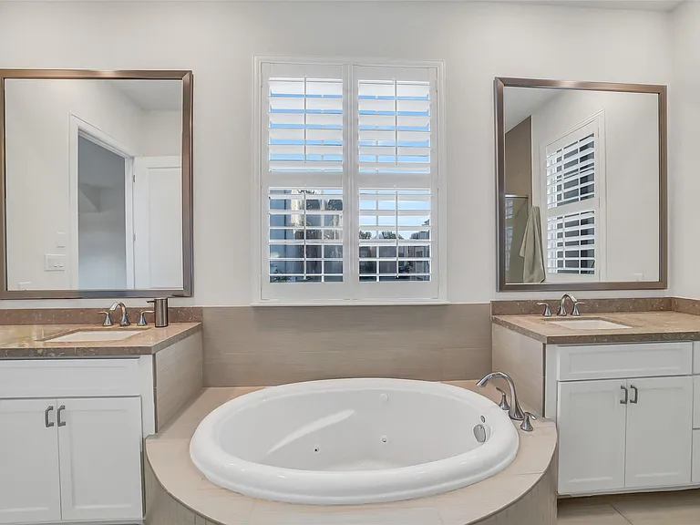 1110 Lake Pointe Pkwy — Photo 16