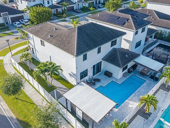 4th image of 23400 SW 108th Ave