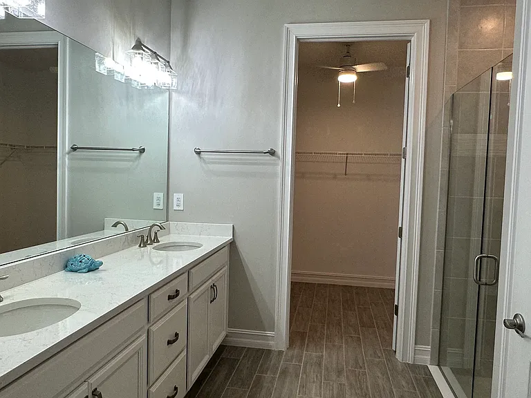 129 Vinadio Blvd — Photo 15