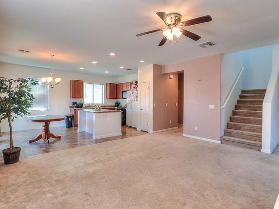 4th image of 41270 W Parkhill Dr
