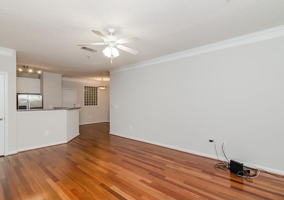 Living Room & Kitchen