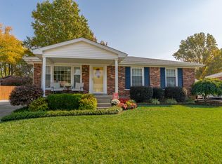 6807 Palm Tree Dr, Louisville, KY 40219