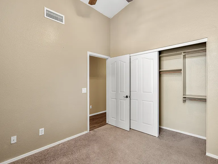 7936 W Taro Ln — Photo 22