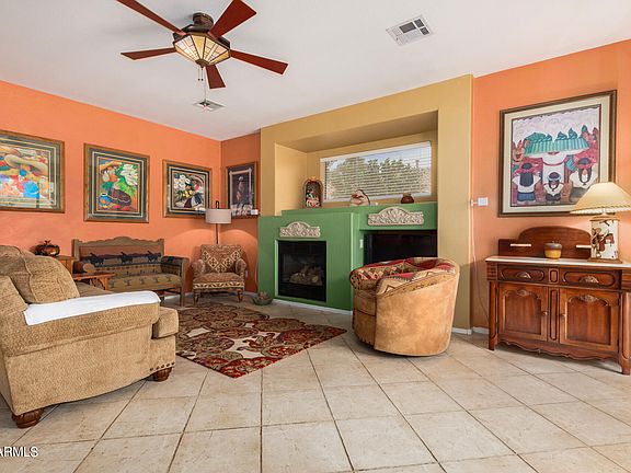 5th image of 2058 S LONGWOOD --